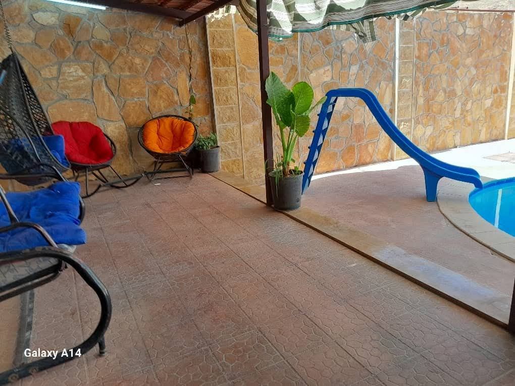 Villa in Souk Wadi Barada – Pool, Garden