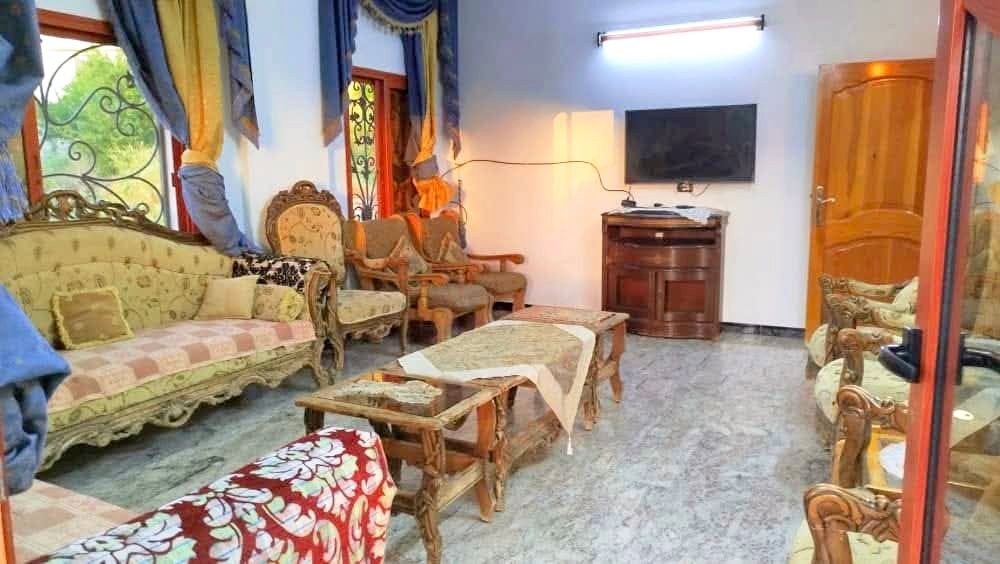 شقة بإطلالة جبلية في الصلنفة