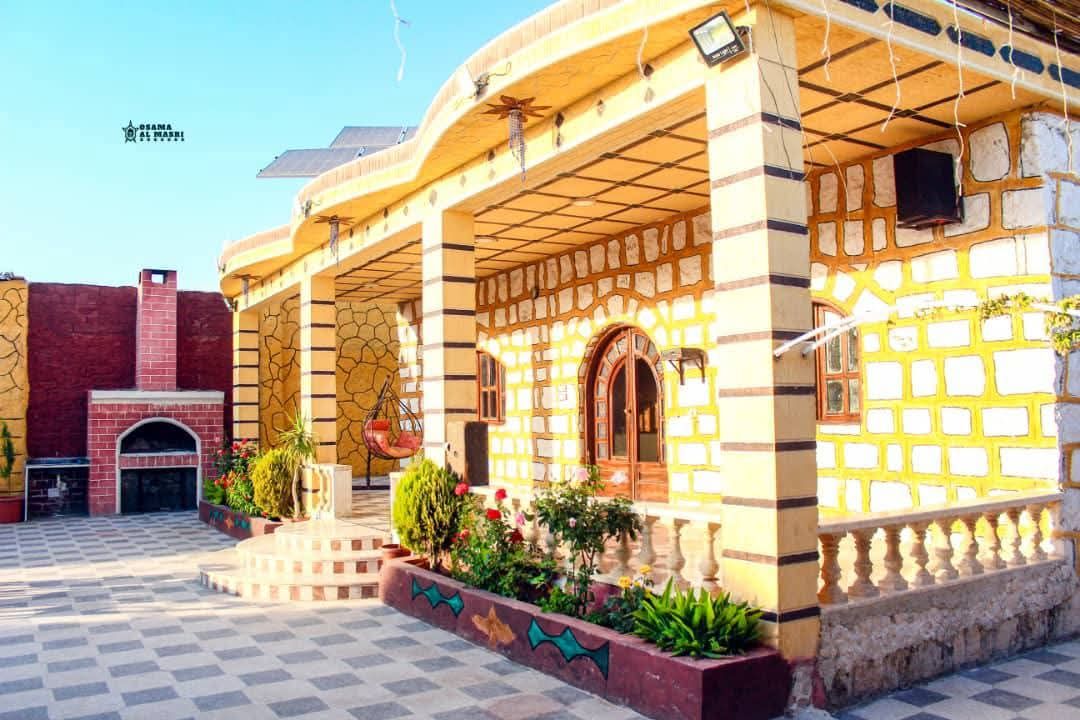مزرعة مع مسبح في حي النيرب